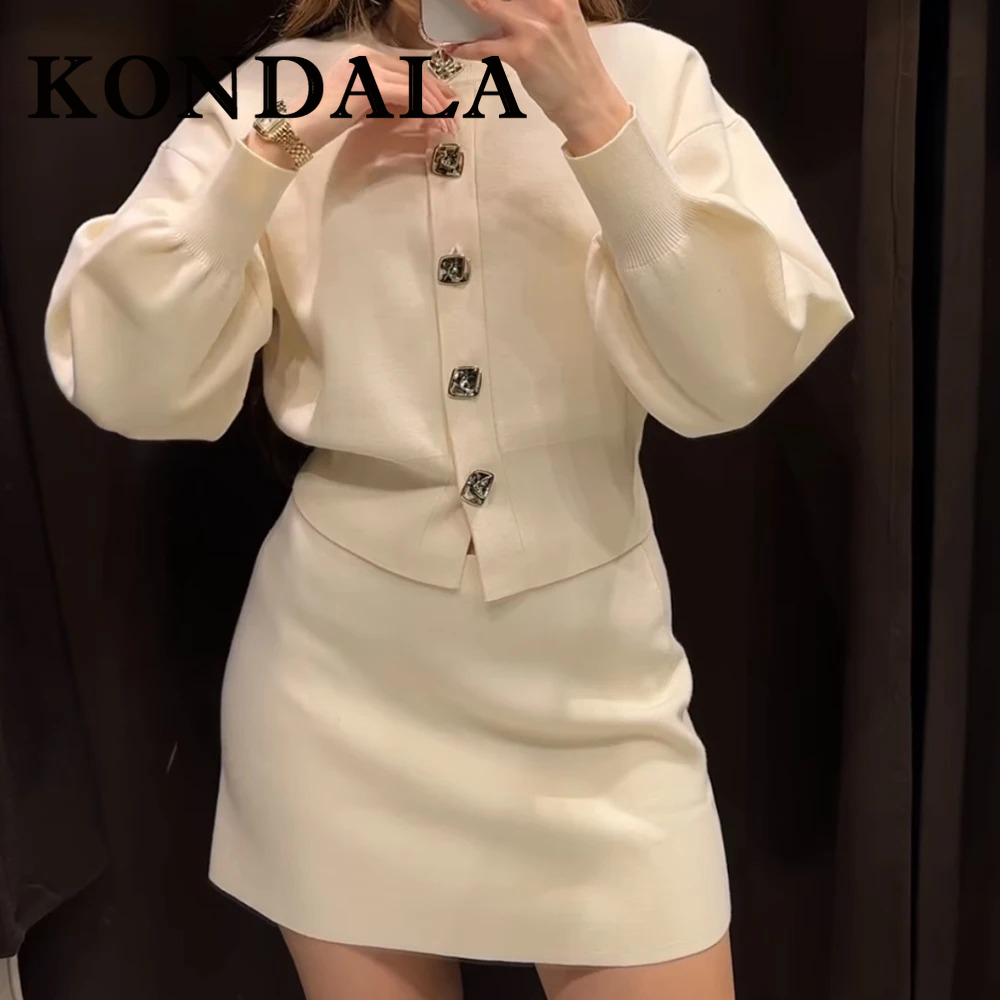 Fashion Street Night - KONDALA шикарный роскошный элегантный белый костюм